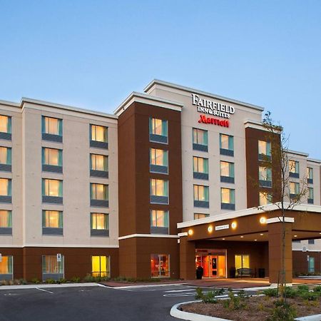 Fairfield Inn & Suites By Marriott Toronto Mississauga Exterior photo