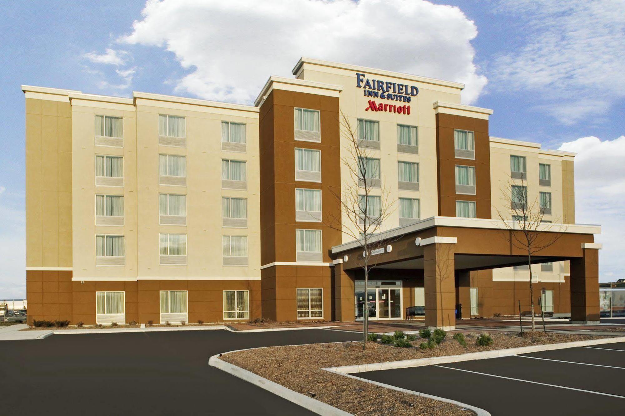 Fairfield Inn & Suites By Marriott Toronto Mississauga Exterior photo